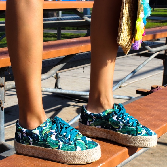 Shoes - 🚨LAST PAIR!!//The Ray// Summer print Espadrille